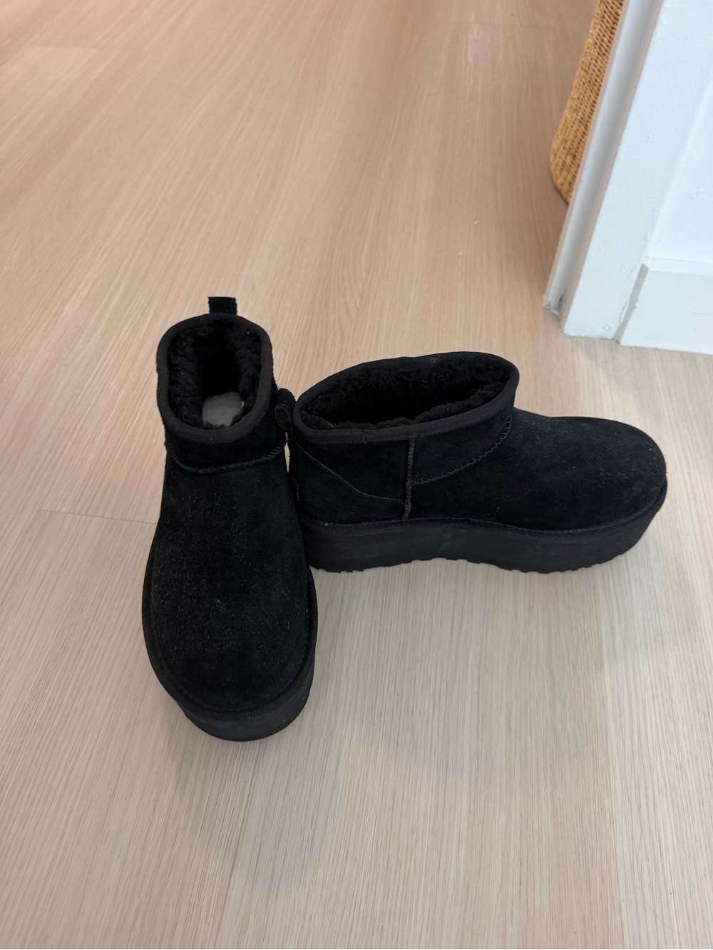 Brand new UGG black platform short boots